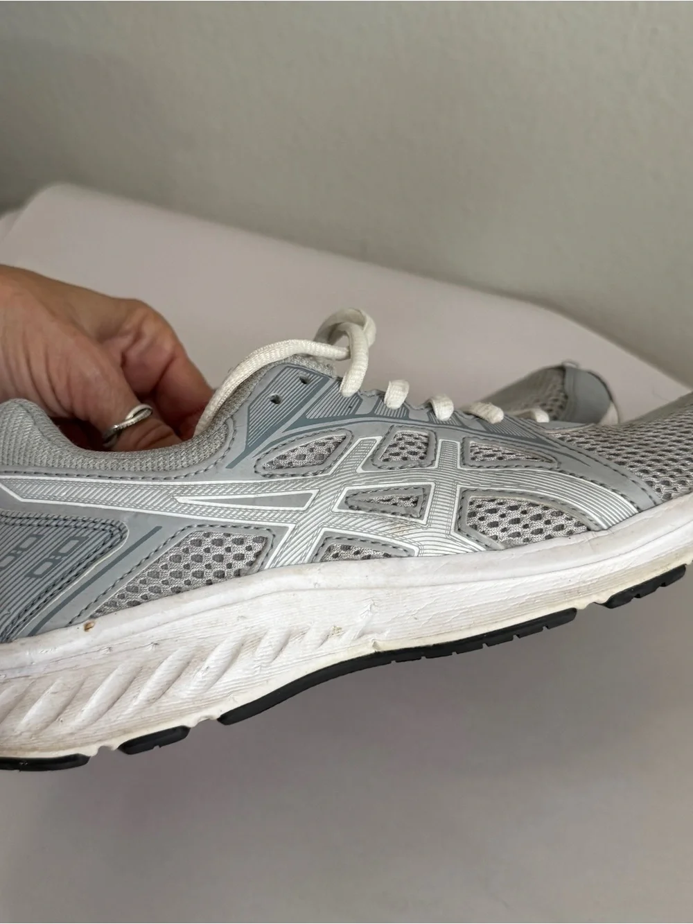 Asics Womens Gray Athletic Sneakers Size 8 Lace Up Fitness Run Walking